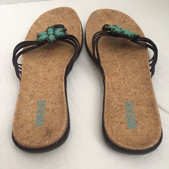 ❌SOLD❌Kenneth Cole ‘Glam In Bloom’ Sandals 9.5M - Picture 4 of 8